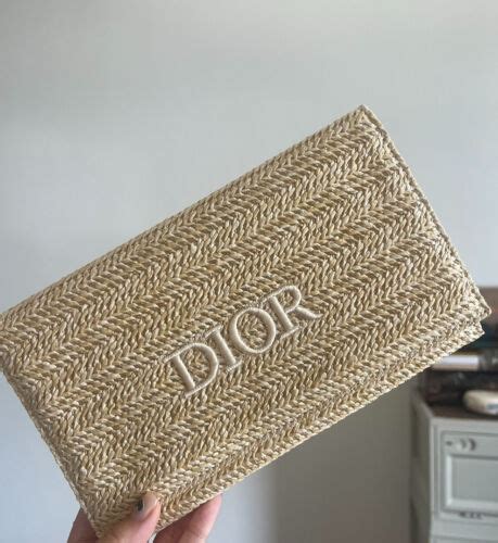 trousse in rafia dior